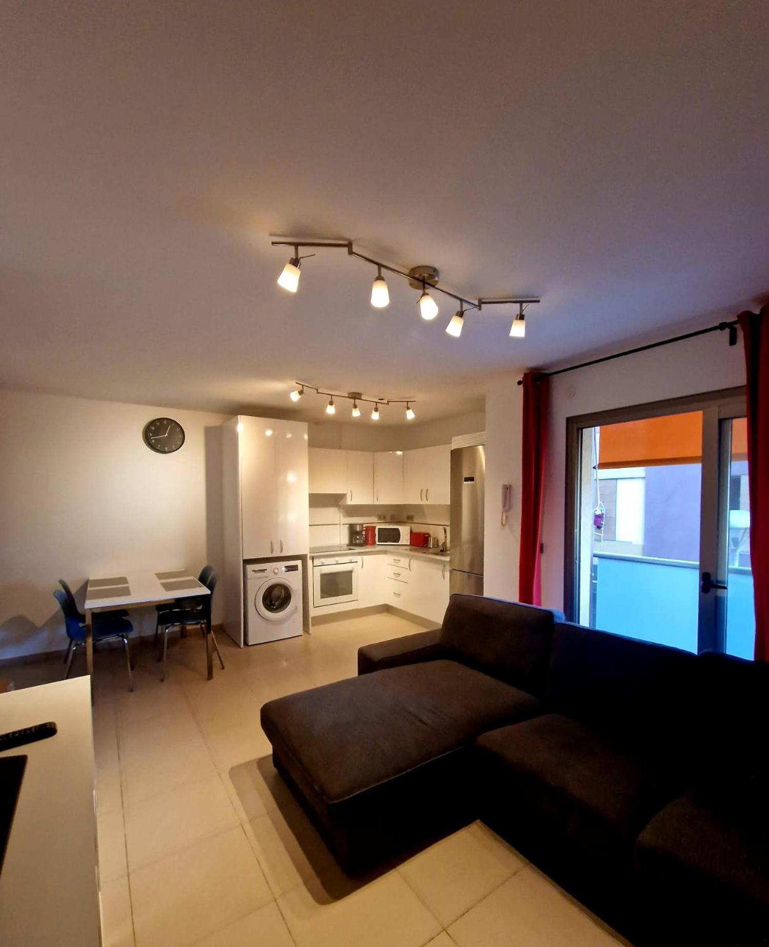 Alcala Seaside Apartment, Two Rooms, Private Parking Exterior photo