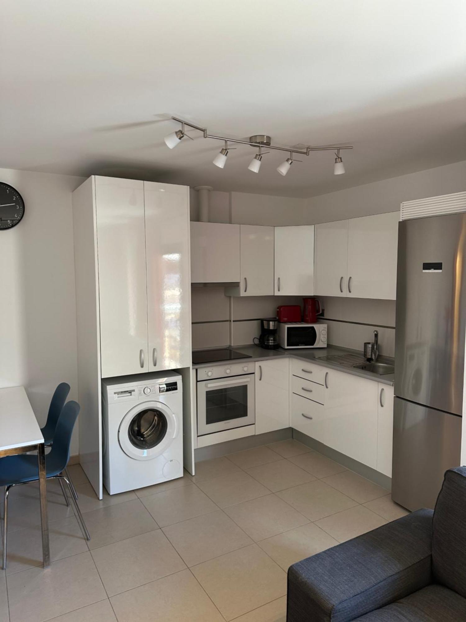 Alcala Seaside Apartment, Two Rooms, Private Parking Exterior photo
